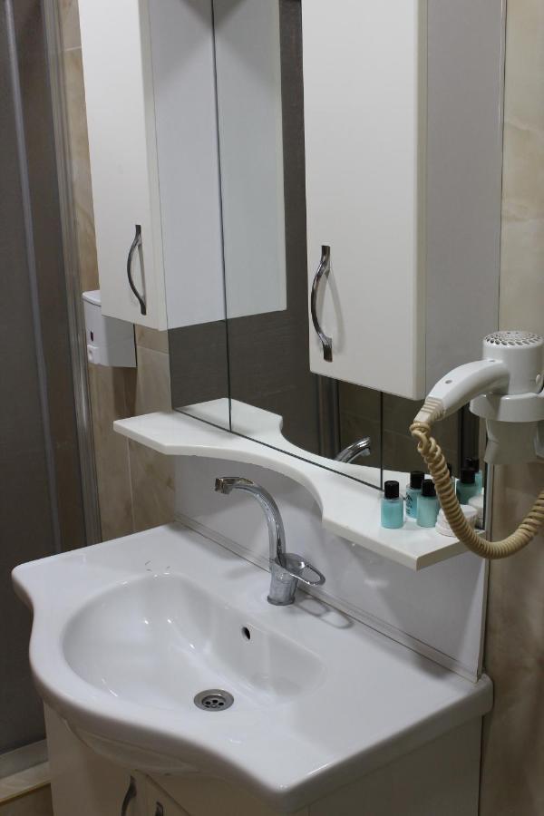 Oezsefa 3* Provincia di Istanbul